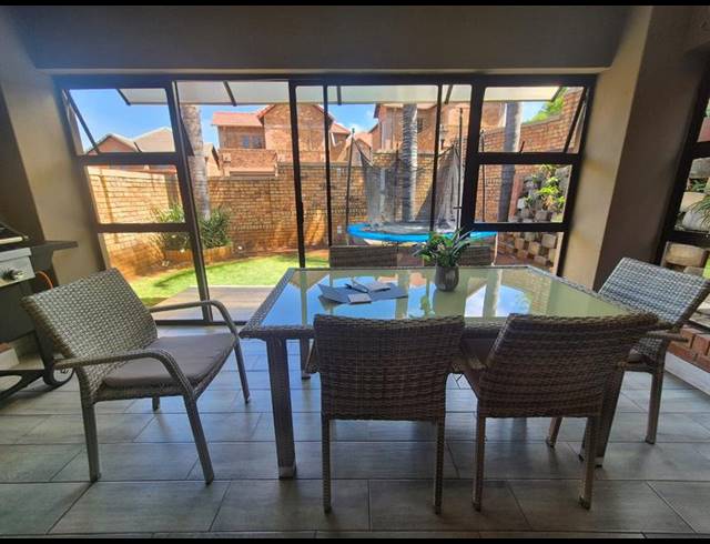 3 BEDROOM CLUSTER FOR SALE IN MEYERSDAL